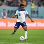 Từ Maverley đến Đỉnh Cao Bóng Đá: Câu Chuyện Vượt Khó của Raheem Sterling