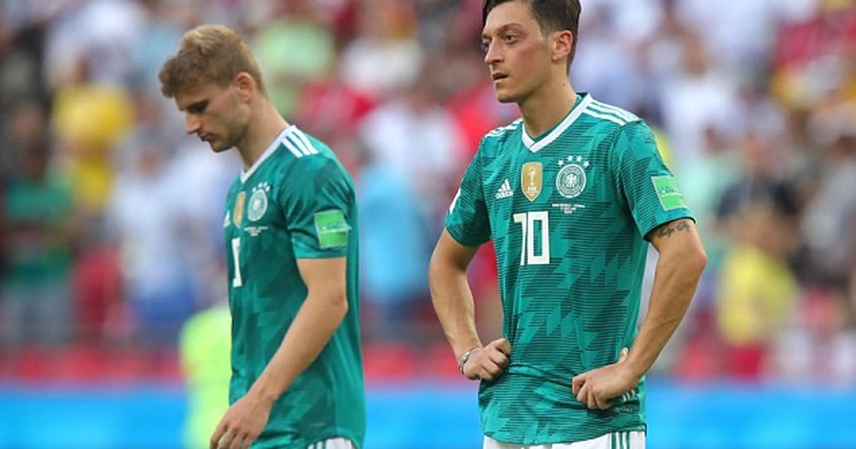 Mesut Ozil và Vấn Đề Phân Biệt Chủng Tộc ở Đội Tuyển Đức: Tiếng Nói Từ Trái Tim Một Người Yêu Bóng Đá