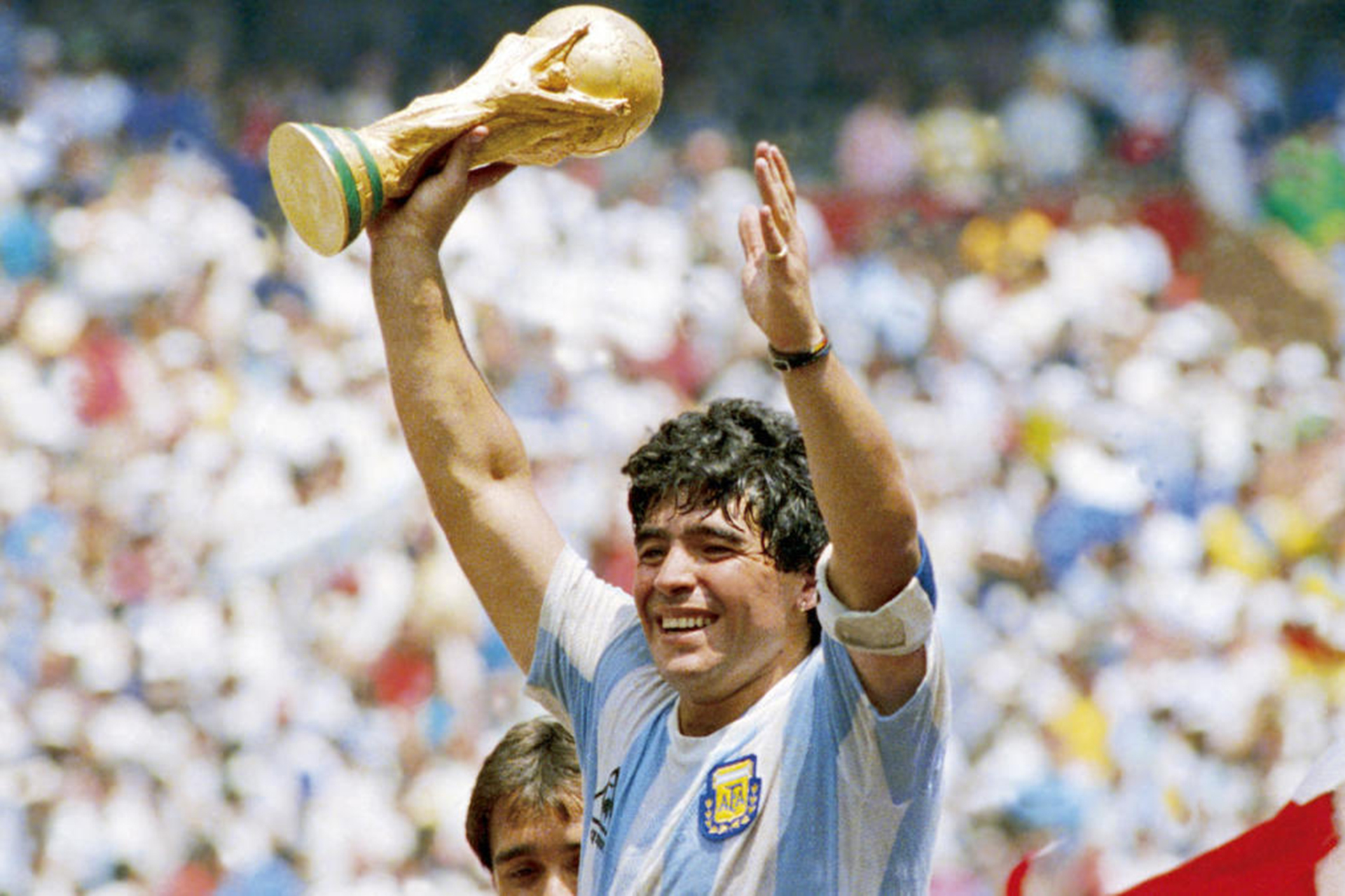 Diego Maradona: Huyền Thoại Vĩ Đại Và Những Dấu Ấn Khó Quên