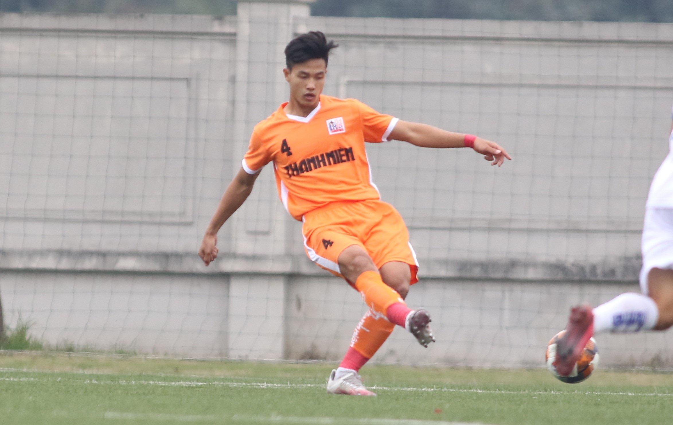 Tiểu Sử Lương Duy Cương: Ngôi Sao Sáng Của Bóng Đá Việt Nam